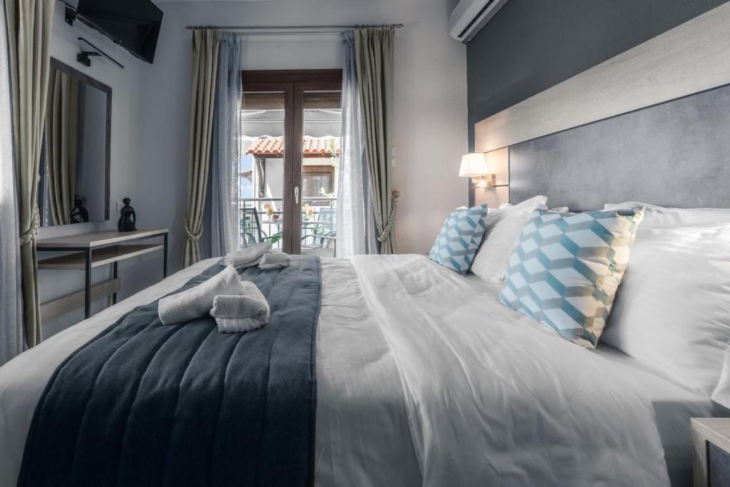 Meliton Inn Hotel&Suites Neos Marmaras Esterno foto