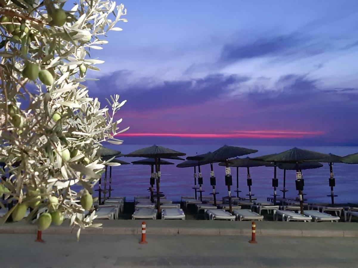 Meliton Inn Hotel&Suites Neos Marmaras Esterno foto
